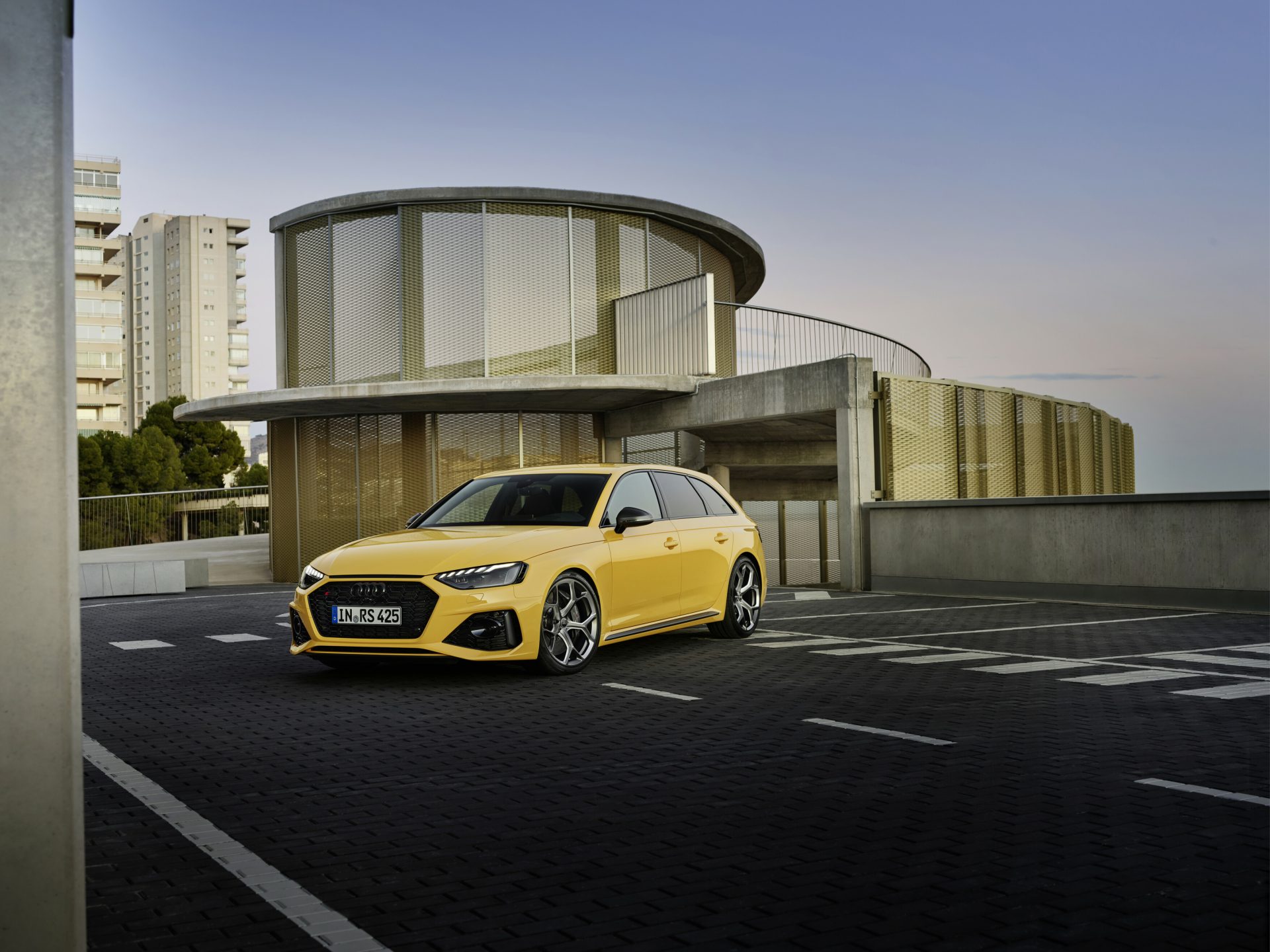 Audi Rs 4 Avant Edition 25 Years (15)