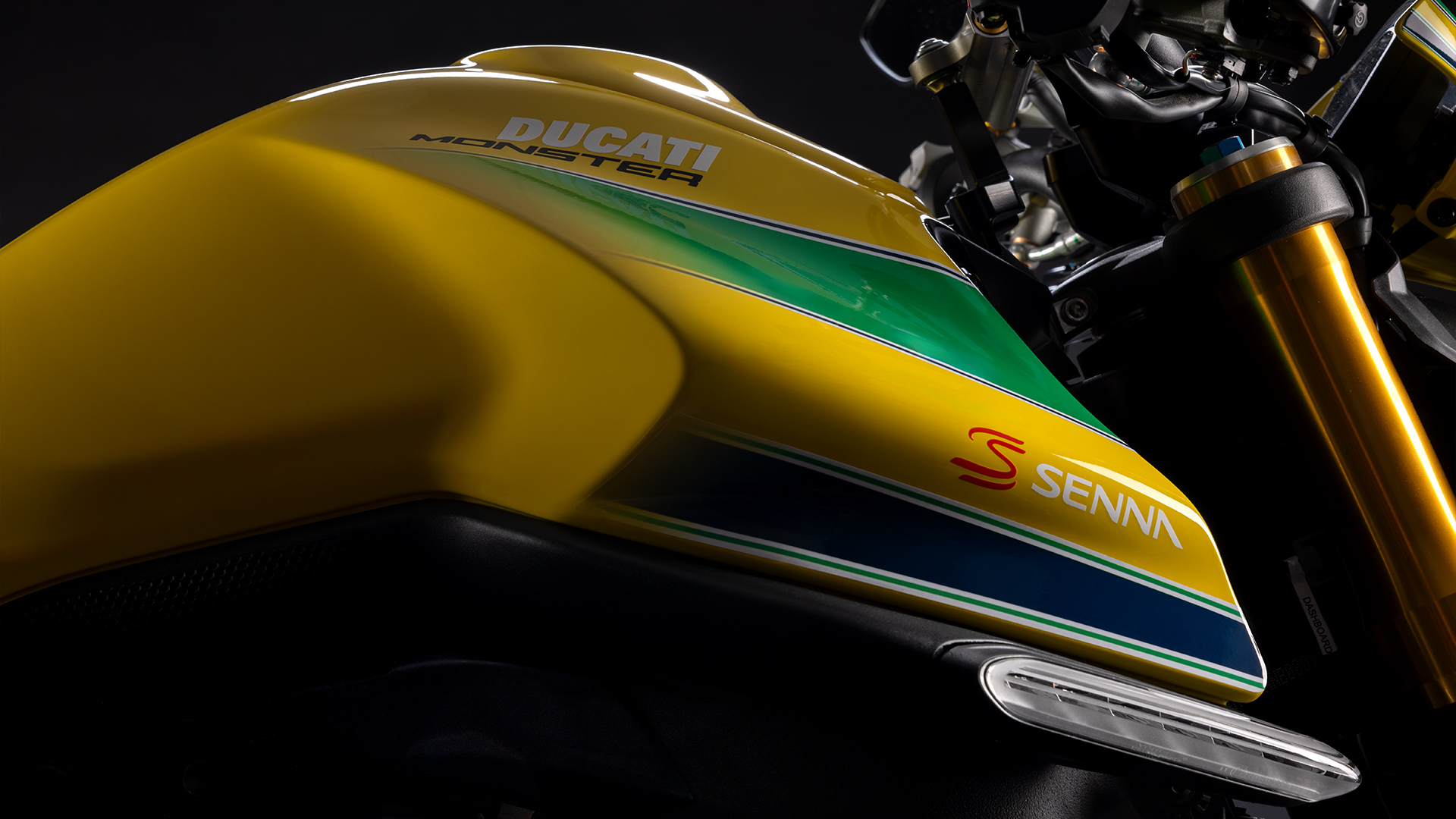 Ducati My25 Monster Senna Anniversary Edition Editorial Gallery 02 1920x1080 03