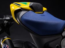 Ducati My25 Monster Senna Anniversary Edition Editorial Gallery 02 1920x1080 05