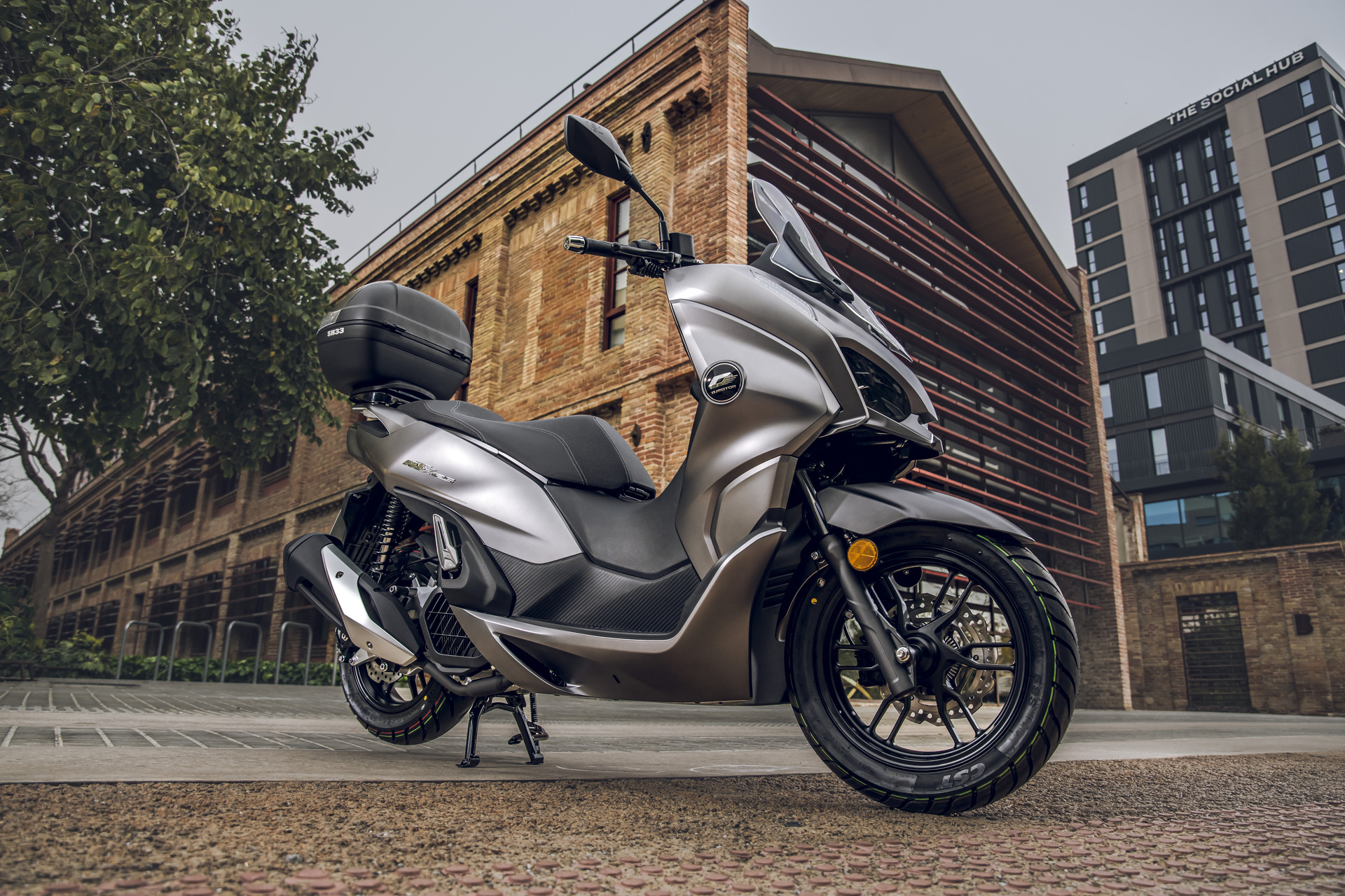 Qj Motor Mtx 125 Scooter City 2024 14 