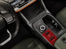 Jeep® Wagoneer S Trailhawk Concept Center Console