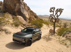 Jeep® Wagoneer S Trailhawk Concept