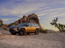 Jeep® Wagoneer S Trailhawk Concept