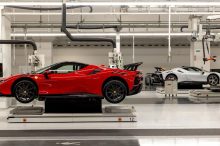 Ferrari abre una nueva planta en la que producirá su primer vehículo eléctrico