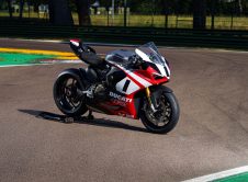 Ducati Panigale V2 Superquadro Final Edition (7)