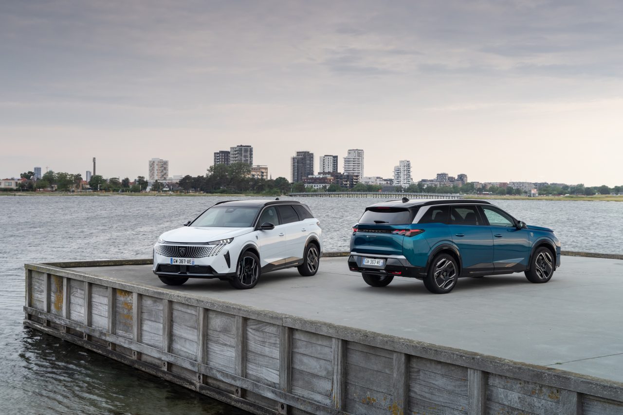 リエ Peugeot 5008: the new seven-seater electrified SUV that starts at
