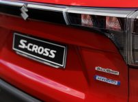 Suzuki S Cross 2024 36