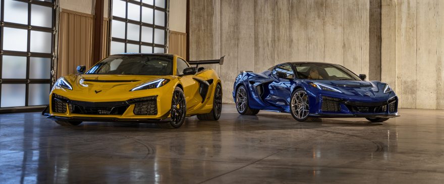 Chevrolet Corvette Zr1 Coupe And Convertible