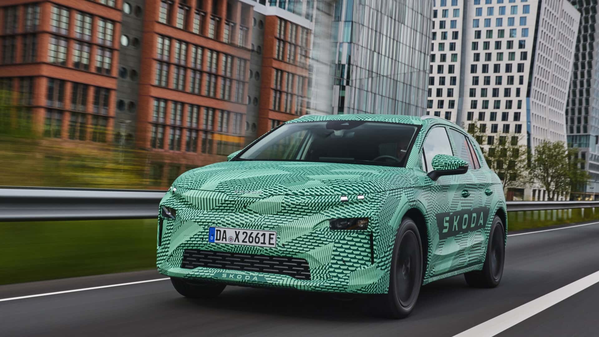 Skoda Elroq Camuflaje (12)