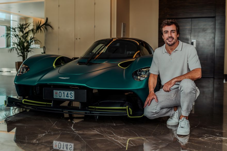 Astonmartinvalkyrie Fernandoalonso 01