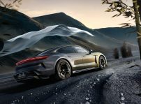 Porsche Taycan Turbo S Celestial Jade (4)