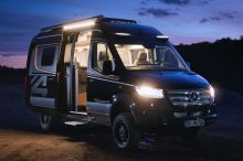 El Mercedes Sprinter se convierte en esta práctica y eficiente autocaravana todoterreno que vemos en Dusseldorf