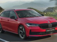 Skoda Superb Sportline 2024 (3)