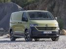 Volkswagen Transporter y Caravelle: la 7ª generación llega con más espacio, mayor carga útil y opciones diésel, híbrida y eléctrica