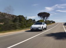 683232 20240428 Polestar 4 In Snow With Mist Tailored Knit Interior And Performance Pack