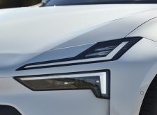 683235 20240428 Polestar 4 In Snow With Mist Tailored Knit Interior And Performance Pack