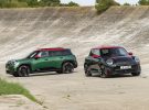 MINI se lleva al Salón del Automóvil de París al Cooper y Aceman eléctricos en su versión John Cooper Works