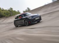 Mini Cooper Se John Cooper Works (4)