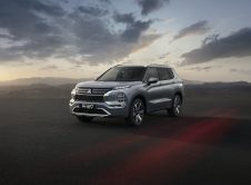 New Outlander Phev (1)