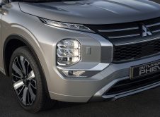 New Outlander Phev (26)