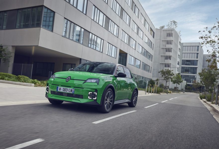 Cómo elegir un compacto eléctrico para uso urbano en 2026: tamaño, autonomía útil y facilidad de recarga