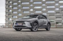 Toyota bZ4X 2025: se renueva el SUV eléctrico con más autonomía y precios desde los 34.500€