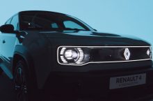 ¿Qué te parece la calandra iluminada del Renault 4 E-Tech eléctrico?