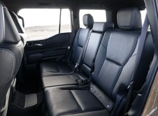 Toyota Land Cruiser 250 (13)