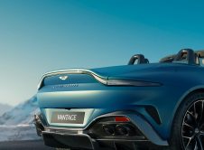 Aston Martin Vantage Roadster (19)