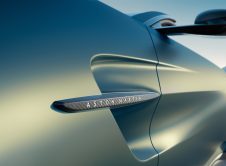 Aston Martin Vantage Roadster (22)