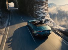 Aston Martin Vantage Roadster (4)