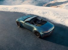 Aston Martin Vantage Roadster (8)