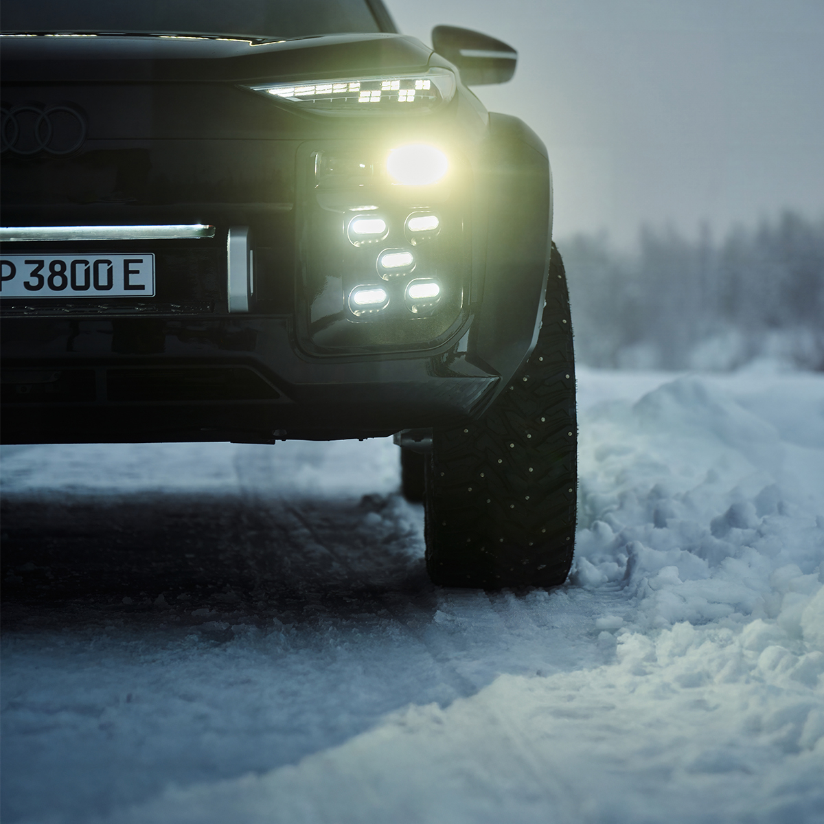 Audi Q6 E Tron Offroad Concept Faros