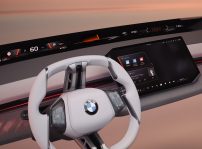 Bmw Panoramic Idrive (3)