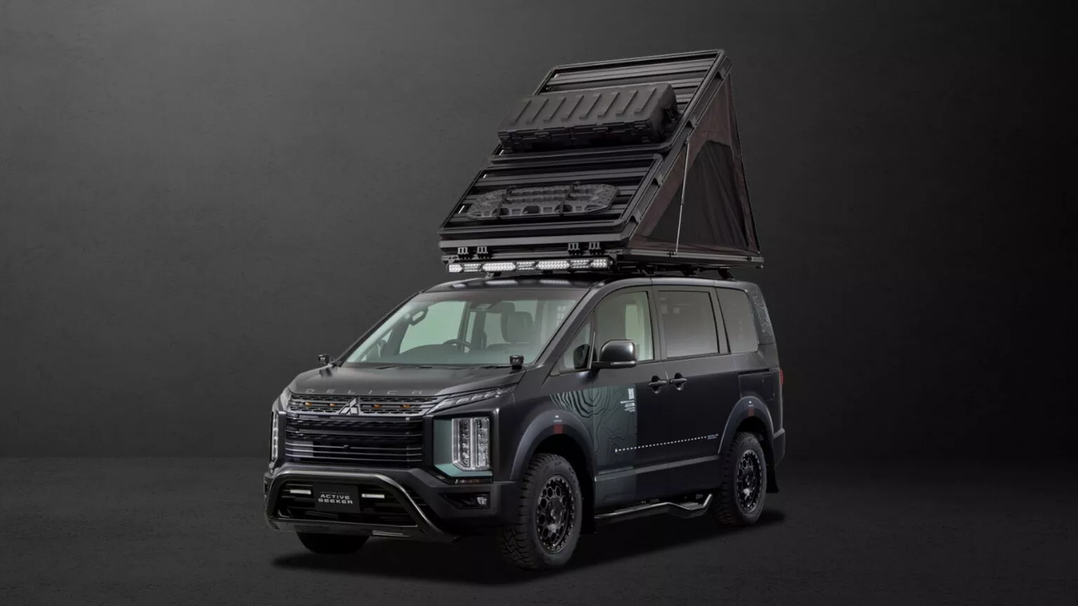 Mitsubishi Delica D5 Black Edition Active Seeker Tokio