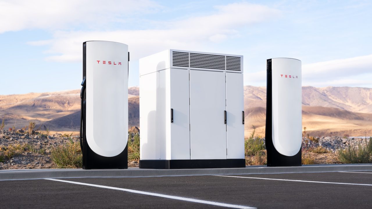 BMW electric vehicles can now access Tesla Superchargers in North America