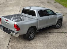 Toyota Hilux Mild Hybrid (6)