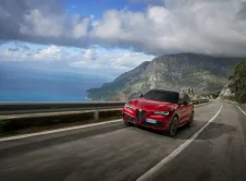 Alfa Romeo Stelvio Intensa (3)