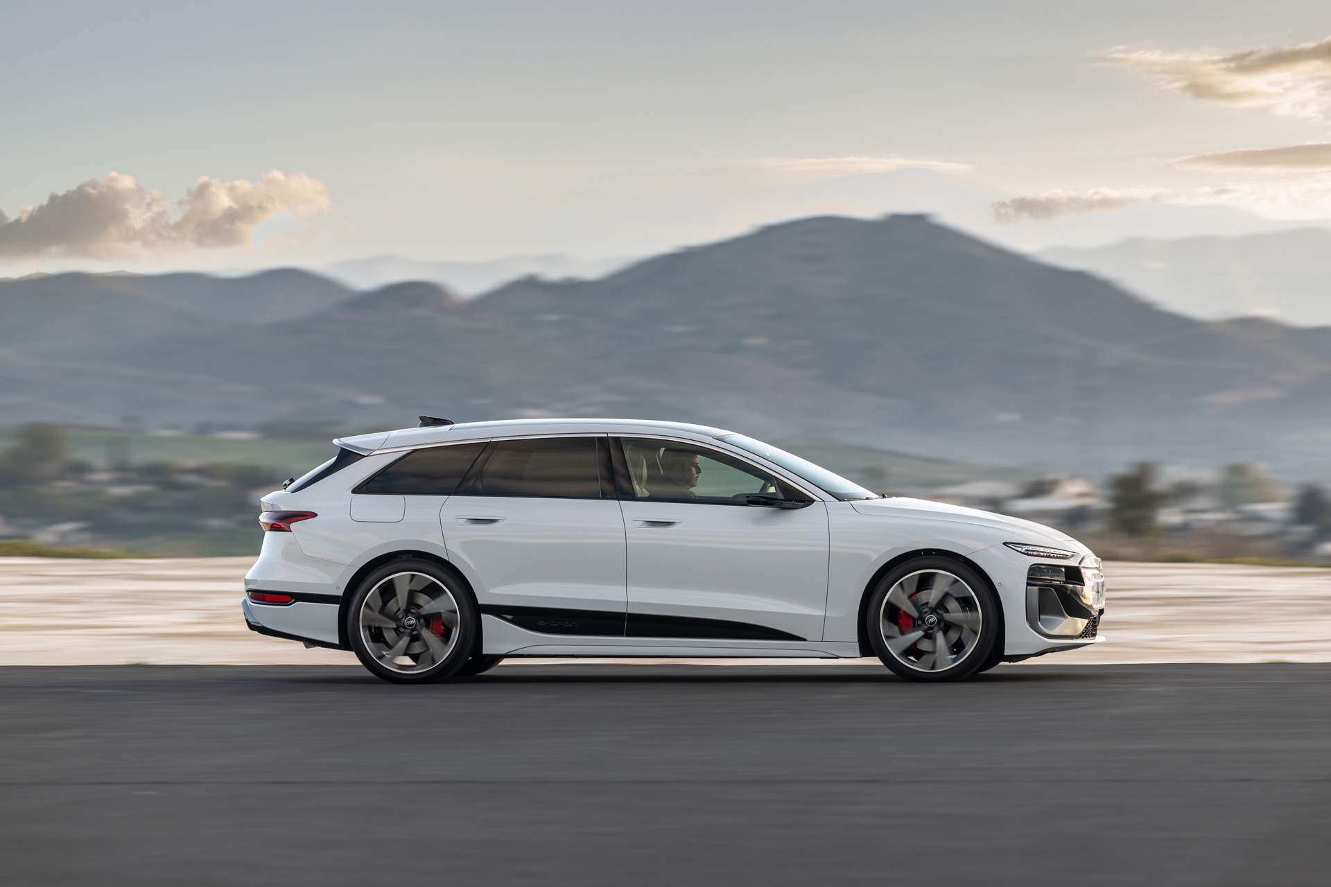 Audi A6 Avant 44