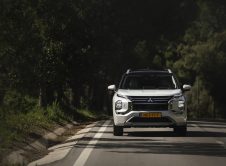 Mitsubishi Outlander Phev (21)