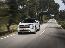 Mitsubishi Outlander Phev (22)