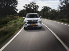 Mitsubishi Outlander Phev (23)