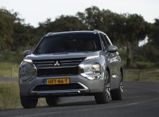 Mitsubishi Outlander Phev (3)