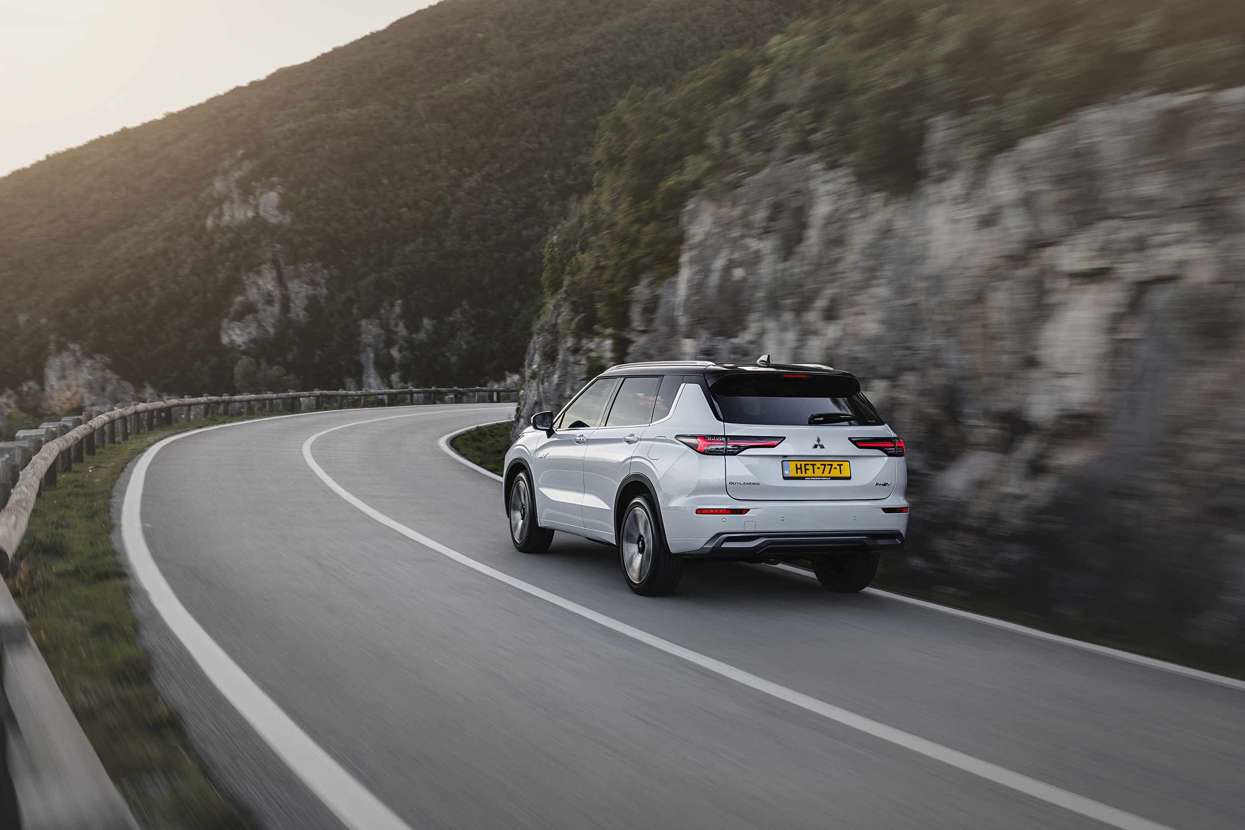 Mitsubishi Outlander Phev (34)
