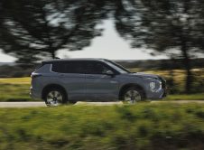 Mitsubishi Outlander Phev (7)