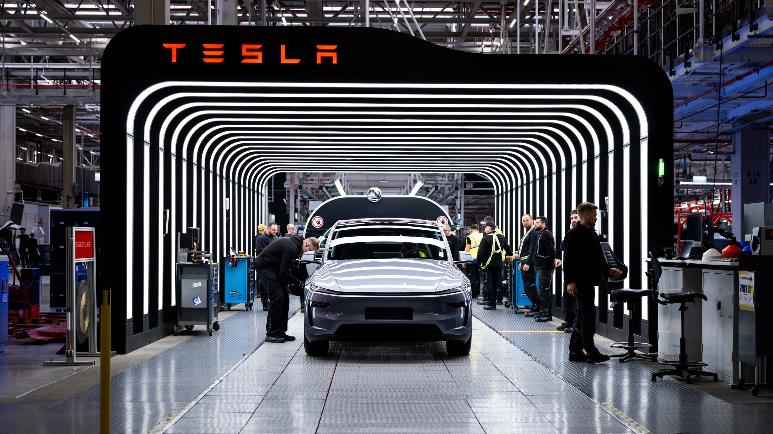 Tesla Model Y 2025 Deliveries 00004