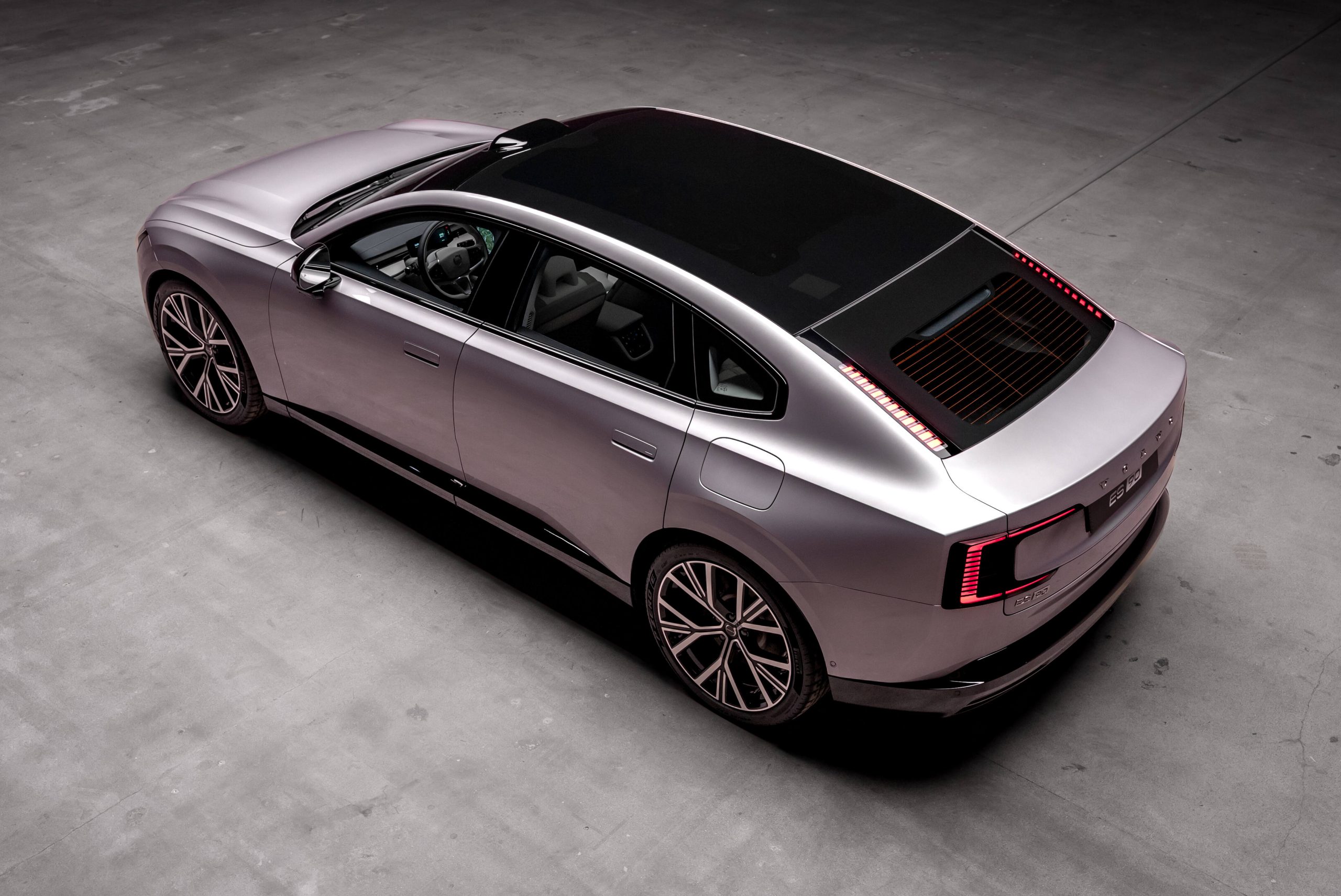 Volvo Es90 Exterior