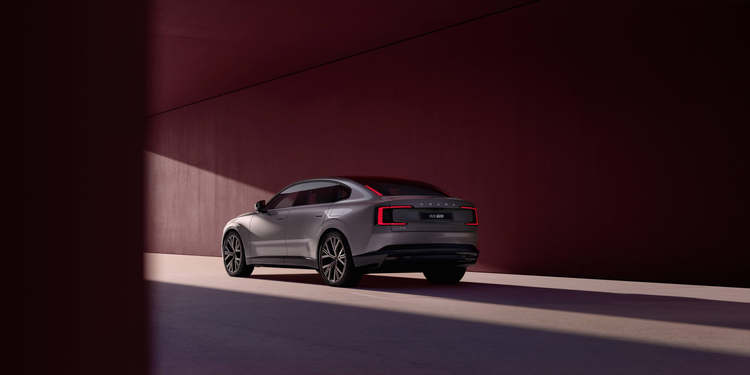 Volvo Es90 Exterior