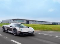 Aston Martin Valhalla Circuito 01