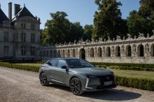 El DS 4 sorprende por su imagen, una elegante forma entre SUV y berlina